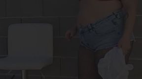 BBW Gainer in High Heels & Daisy Dukes Cut-Off Denim Jean Shorts
