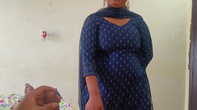 Your Amrita maid screamed after seeing her boss naked and started having sex with the boss in clear hindi audio