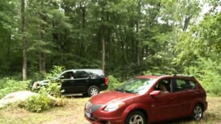 Phim công khai cảnh những cô gái đồng tính trẻ người Mỹ quan hệ tình dục qua đường hậu môn một cách thô bạo.