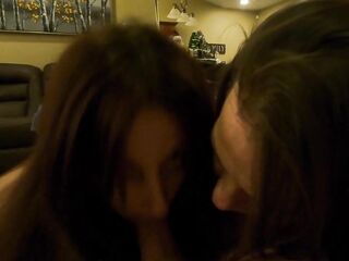 2 Hawt Milfs Get Drilled