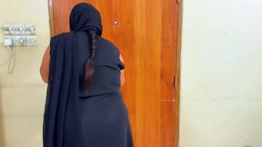 Beautiful Arab Girl Clean My Room When I Rent Her Airbnb Home, Now I See Her Huge Ass & Masturbat