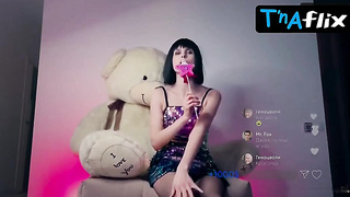 Aleksandra Revenko Funbags Vignette in Soderzhanki