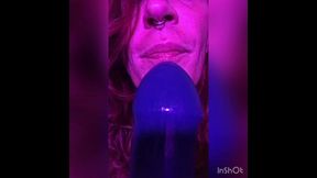 une cam2cam, je me gode en couleur !!!