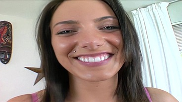 Shayna St Lucia Deepthroats and Takes Facial Cumshot