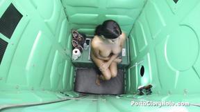 ”Porta Gloryhole naughty milf needs her cum”