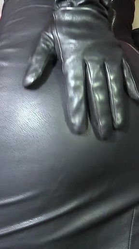 Worship Mistress Helena Locke in Her Tight Sexy Leather