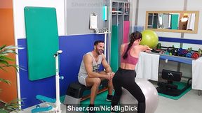 una buena sesion de gym con la hijastra de mi vecino