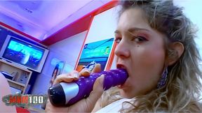2 sexy fench babes in some lesbian hard action