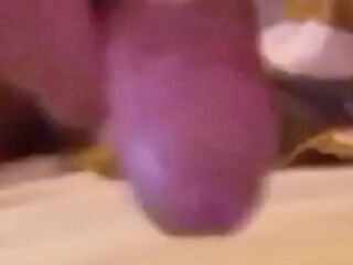 pepito branle sa tiny bite pour une belle giclée. masturbation, orgasme, spunk fountain, semen