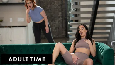 Siri Dahl CAUGHT Roomie Natalie Brooks Masturbating!