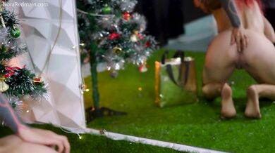 Bad Girl Nora Redmain Meets Consequences for Opening FREUTOY Monostring Buttplug Before Christmas