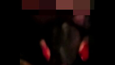 Neg&atilde_o Pauzudo fudeu casada milf safada no pelo e encheu a puta de leite, corno manso foi humilhado. (hotwife and cuckold)