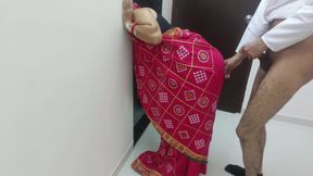 Sasur and bahu Tharke sasur ne malish ke bahane mein bahu ko choda gandi baat karake The lusty father-in-law fuck