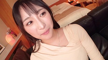 パート1 都内広告代理店勤務 Gカップ巨乳キャリアウーマン 【中出し/巨乳/騎乗位/フェラ/正常位】