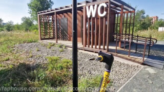 Публичный фильм о молодых лесбиянках-шлюхах, большой член трахает в задницу