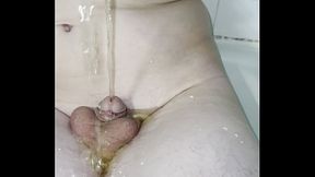 bubble butt femboy peeing panties compilation