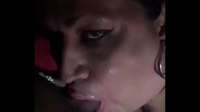 Travesti Alexandra Martinelly  chupando pau do Negao