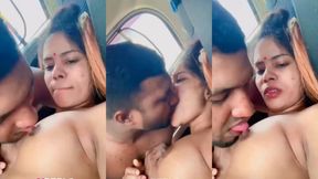 Slutty bou taar premik er shaathe garir bhetore noshtami korar MMS video clip