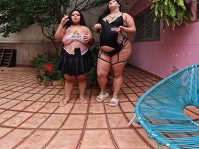 VR Smoking Girl Pri Melancia & Pamela Panda