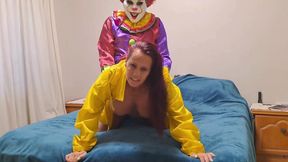 Cum Whore Eats Pennywise Cum From Her Pussy with a Spoon
