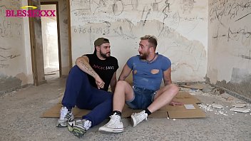 Fucking between cartons - Magic Javi &amp_ Manuel Scalco