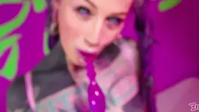 Goth solo hottie explores anal pleasure with a dildo