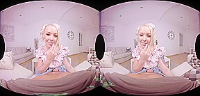 Lola Taylor Potro de Bilbao in Otaku girl - VirtualRealPorn