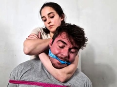 Liricaa Lamat - Speakuss - Speakuss Gets Smothered By