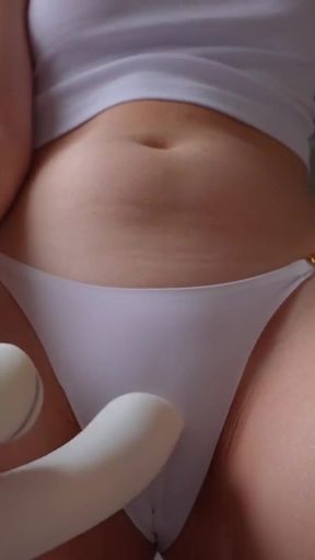 Key moment from "Horny Girl Masturbating Pussy With Vibrator ASMR"