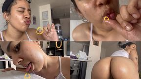 1080P Giantess use boyfriend as slave