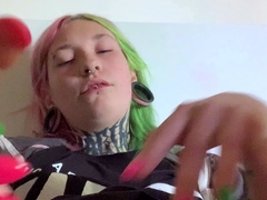 Amateur Webcam Teen Masturbates And Teases