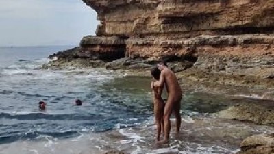 Divers Join Beachside Fuckfest for a Helping Hand!