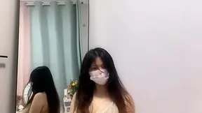 Solo Asian Chick Dancing