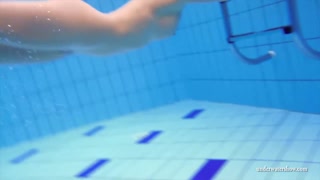 Underwater swimming pool babe Zuzanna