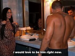 Large-bootied woman gets into the wrong room and ends up getting banged by her built brother-in-law