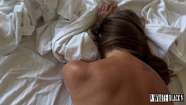 Real cheating! A married chick wandered into my room and asked me to fuck her hole really hard.