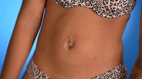 Daya's First Belly Button Show 4K (3840x2160)