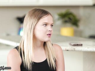 MOM'S BEAUTY - Kit Mercer Comes to a conclusion Coco Lovelock's Dentist Fear By Eating Her Vagina On Her Fresh Bed