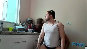 Um copo de &aacute_gua e um cuzinho n&atilde_o se recusa a ningu&eacute_m