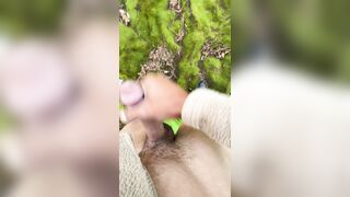 Solo public getting off and jizz in the forest