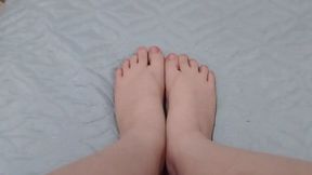 I send my feet video to my stepdad for him to jerk off with me