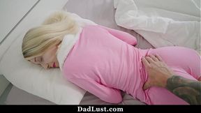 Maria Anjel Swallows a Massive Load of Her Stepdad�s Cum - Dadlust