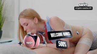 The nurse used her mouth and pussy to collect donor sperm / Dolly Rud