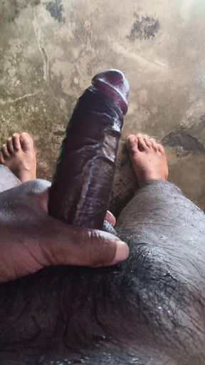 Bathroom me mutti mar diya