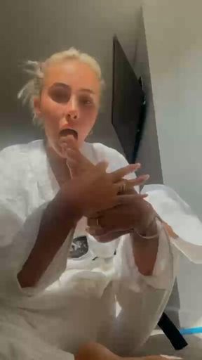 TOE SUCKING IN WHITE GI 🥋