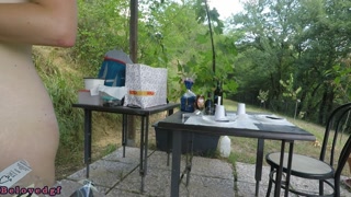 Nude bbq