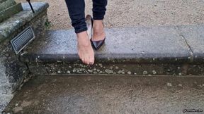 my shoes are too big and I keep losing one shoe 2 HD wmv 1920x1080