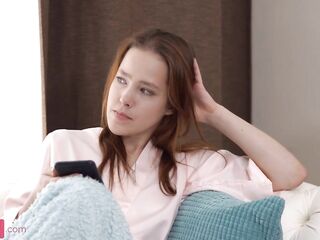 Nicole Murkovski - Double ace bang for supple brunette hair