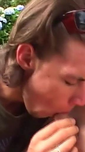 Tgirl Outdoor Blowjob Dripping Wet Fingering Frenzy