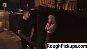 Hot temptress gets it on in the open